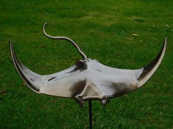 Skulptur Manta Rochen Rog - Alu - auf schwarzem Alu-Sockel