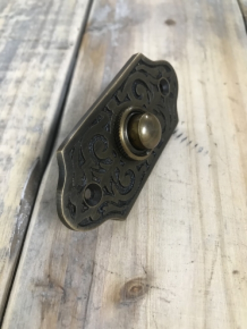 Doorbell made of old brass - flat doorbell, beautiful and classic.