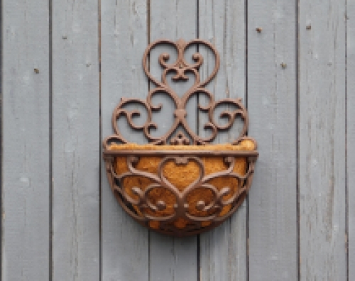 Classic wall hanging for plants - cast iron