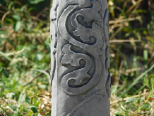 Obelisk - solid stone - grey
