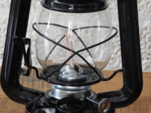 Beautiful lantern oil lantern black - metal