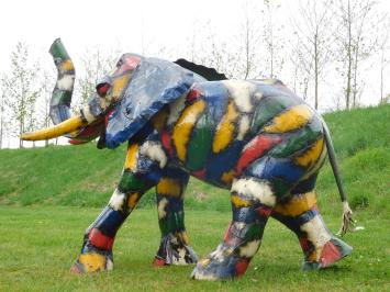 Elefant in Farbe – 135 x 180 cm – Handgefertigt und einzigartig