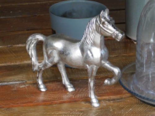 Paard gemaakt van aluminium, vernikkeld, dierenfiguur