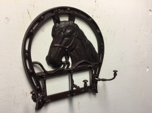 Wall coat rack horse cast iron, 3 hooks, beautiful!!