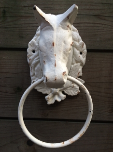 Pferdekopf mit Ring Gusseisen weiß/Rest
