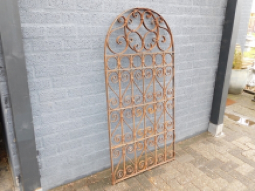 Poort smeedijzer, 150 hoog x 75 breed zonder slot
