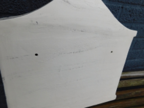 Antieke brievenbus / mailbox vervaardigd uit gegoten aluminium, white wash creamy