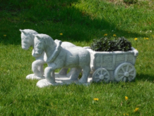 Statue ''horse and cart'' - solid stone