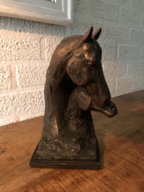 Bookend horse, statue mare with foal, horse statue in bronze look