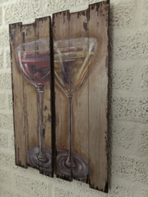 Set van 2 houten wandborden met 1 x glas witte wijn en 1 x glas rode wijn.