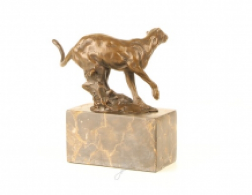 Een bronzen beeld/sculptuur van een rennende poema