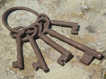 Decorative Medieval Key Ring | Set of 5 Unique Keys