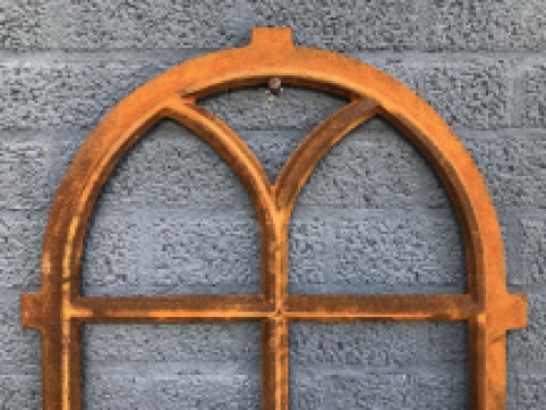 Cast iron frame, with large V, stable window, barn window.