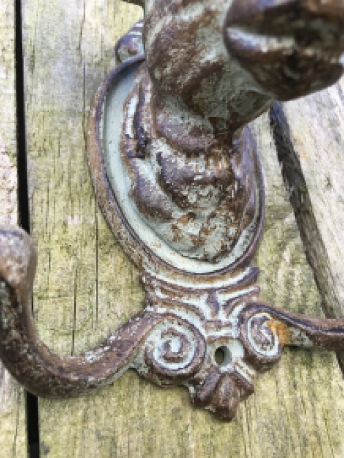 Bull hook cast iron gray-brown patina