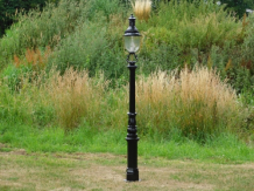 Garden lantern Colmar - black - alu - 190cm