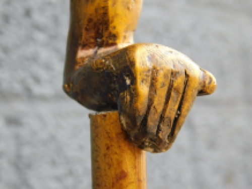 Statue eines Turners - Einarmiger Handstand