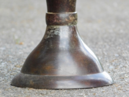 Exklusiver Satz von 2 Vasen - Metall
