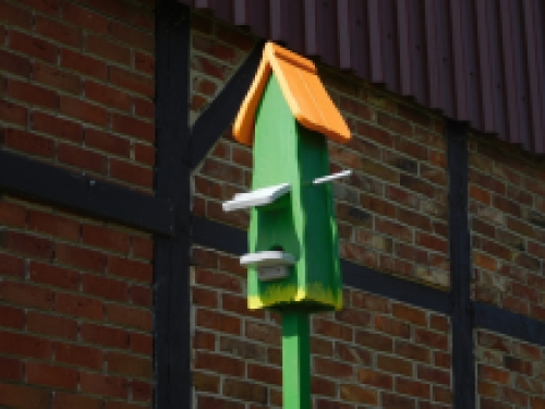 Handmade birdhouse - wood - 180cm