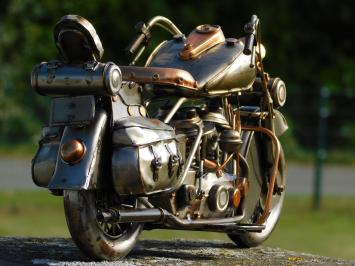 Vintage Motor - 38 cm - Handgefertigt aus Metall