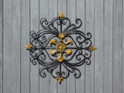 Wall ornament Vivere - window grille - black with gold - wrought iron