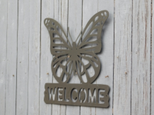 Wandschmuck ''Welcome'' mit Schmetterling - Metall