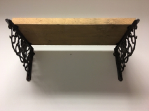 Beautiful shelf rack pendant ENGEL motif, cast iron-small