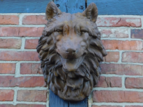 Wolf's head - polystone - in oxide - wall decoration