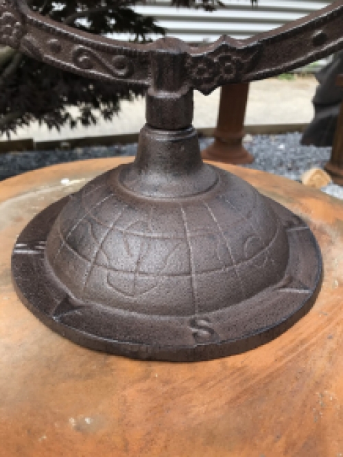 A cast iron sundial, beautiful model!