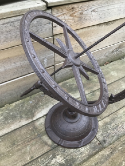 A cast iron sundial, beautiful model!